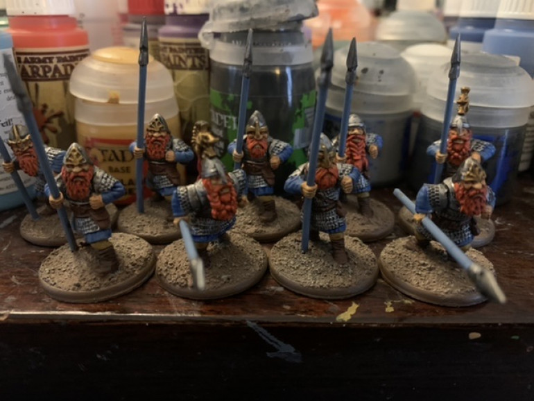 Here all the washes have been completed. Next up is basing and shields. 