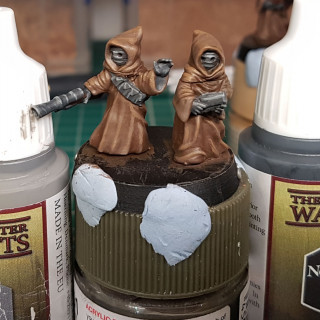 3D Printed Star Wars Jawas With LED Eyes