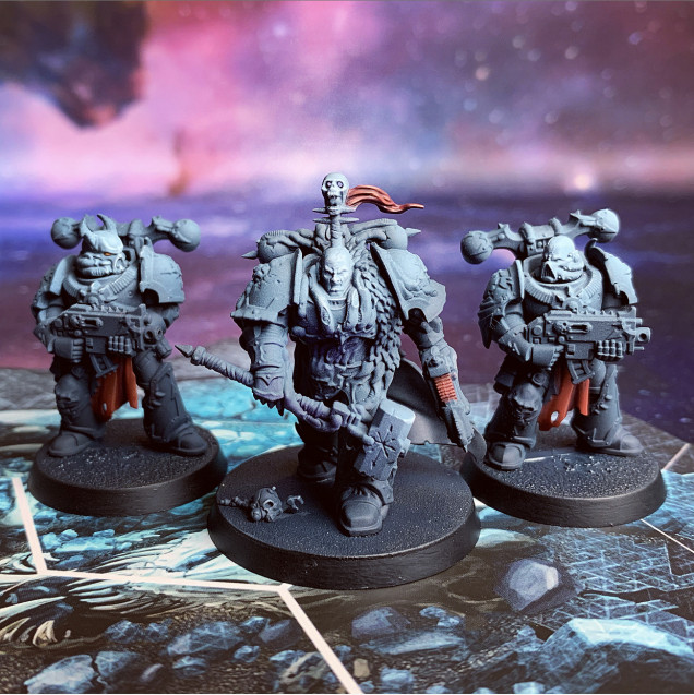 Obsidius Mallex and Traitor Space Marines