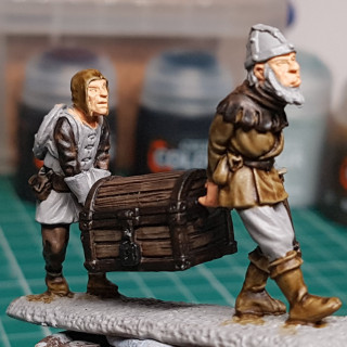 Painting Medieval Chest Bearers