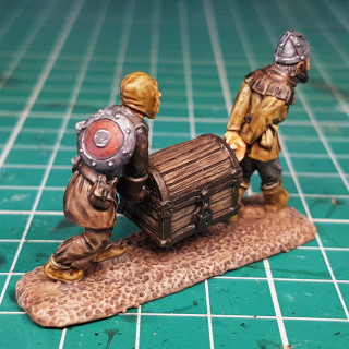 Painting Medieval Chest Bearers