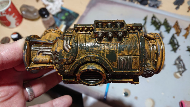 I give the model a heavy coat of the grime wash