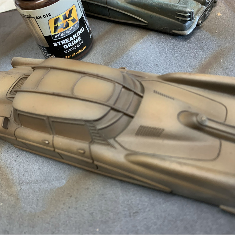 Spray over all the good work so far with Streaking Grime. It’s an enamel wash so is not water soluble. Wear a mask when spraying and clean the airbrush by flushing through white spirit. 