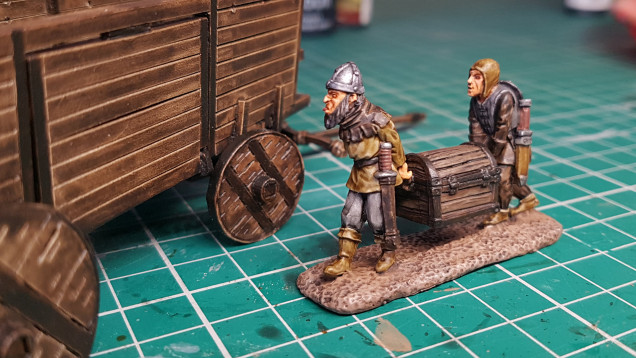 Painting Medieval Chest Bearers