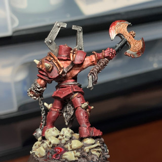 Blood for the Blood God! Painted minis for the display cabinet!