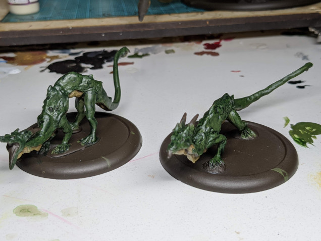 Here are the two juvenile dragons with completed bellies and the green done, bar highlighting