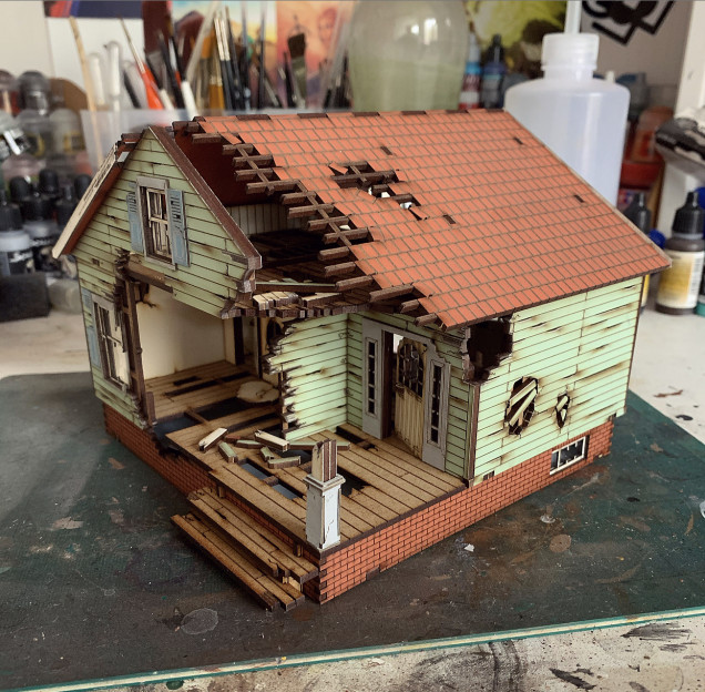House built. I think I now need to weather the mdf stuff a bit to make it fit with the wasteland. Shouldn’t need a lot but a bit of grubby tone should help. 