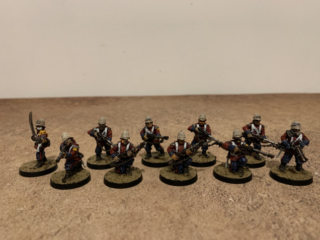 After taking a bit of break due to work I’m back into painting the Praetorian Guard. Here is the 3rd infantry squad (Victoria Lamb sculpts) completed.