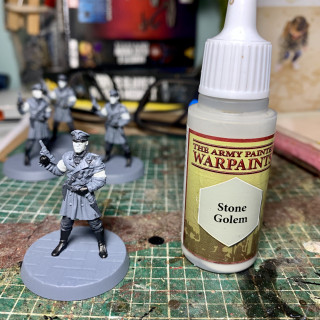 ‘Officers, to the mess!’