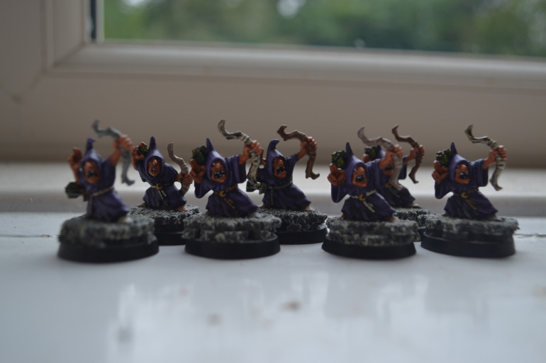 I have rather a lot of Goblins kicking about, painted this bunch a couple at a time but any more at once and I'd be pulling my hair out, with that in mind I fear it may take me an age to finish all that I own.