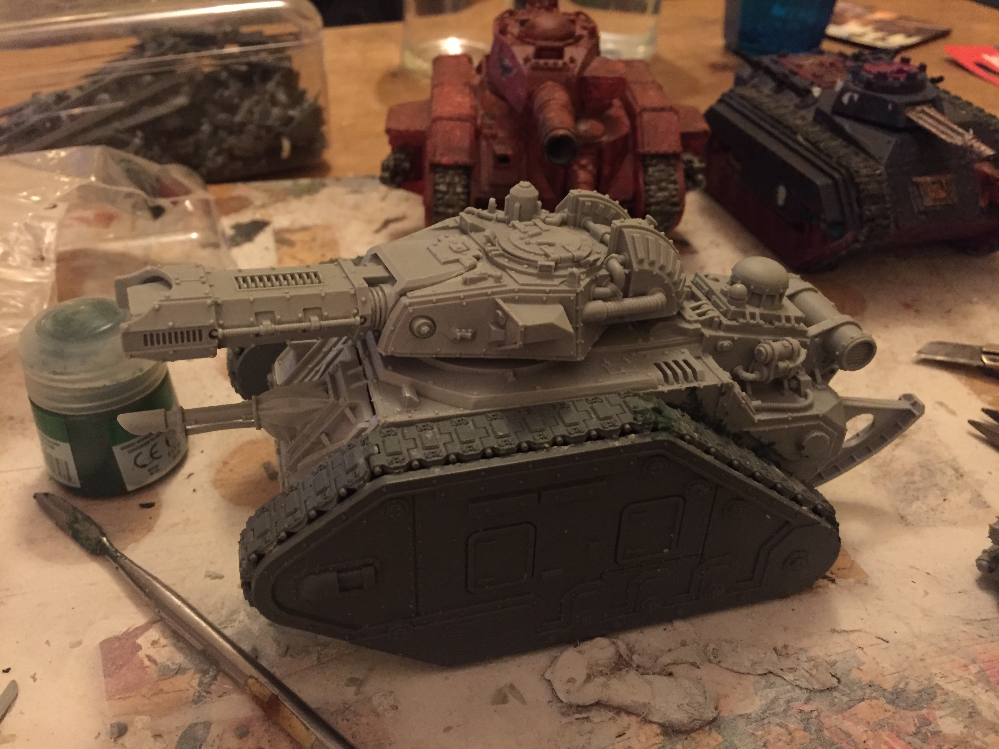 Mubraxis Dustdogs Leman Russ Incinerator construction – OnTableTop ...