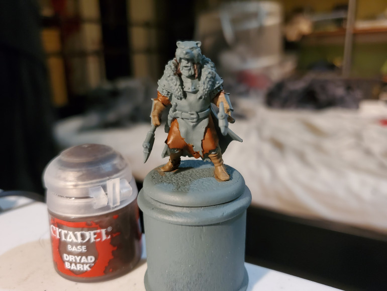 Then Dryad Bark. This colour is a bit more obvious among the rest of the Berserkers, but it was a nice dark brown that would not look black. Most of the goals here were to move away from all the dark colours of the TV series that often made everyone look like the Night's Watch, but sometimes without the furs.