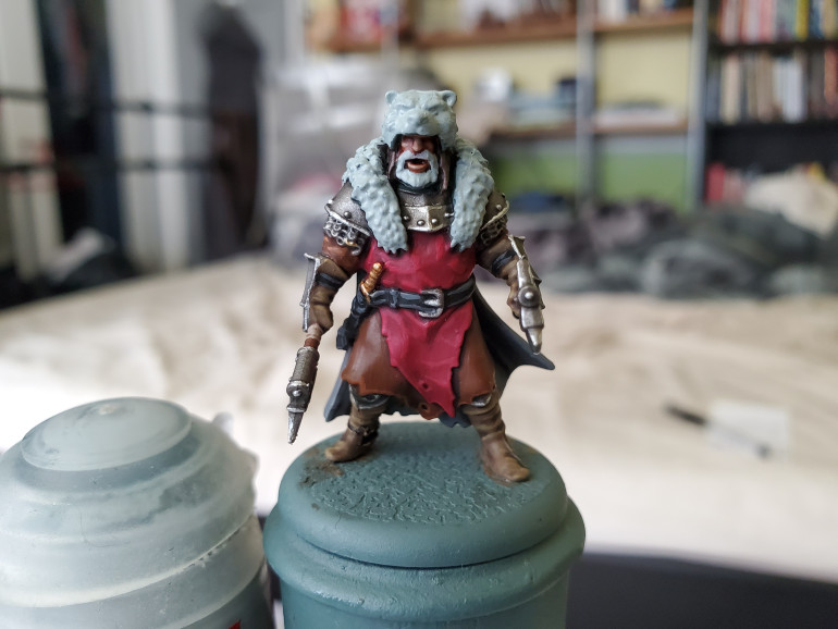 The beard and bear cloak were then painted in Celestra Grey. I went for these colours purely due to the descriptions of Mors Umber as being old and wearing a snow bear as a cloak.