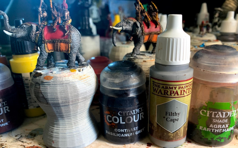 Paints used for grey elephant skin