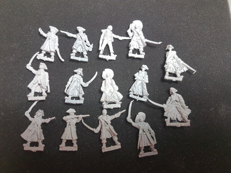 A ton of undead pirates for my Pirates of the Dread Sea undead warband. 
