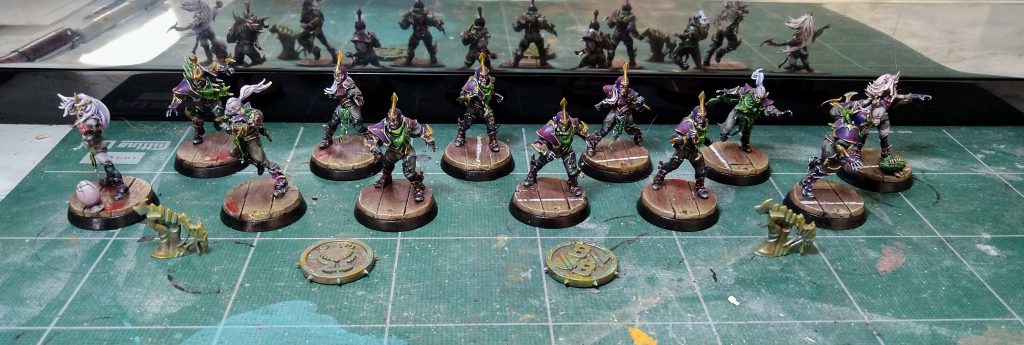 Dark Elf Blood Bowl Team #3 by jammyjim