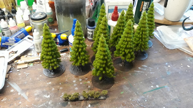 Free-standing trees. Also playing with hedges in the foreground.