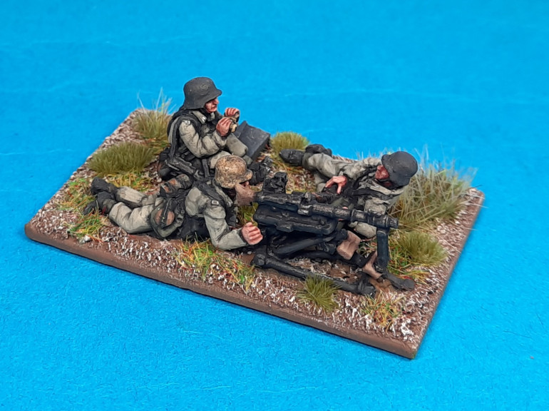 German sMG34 team...