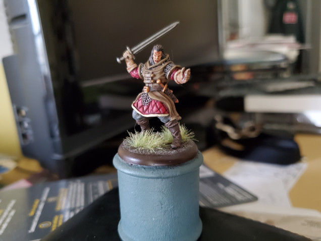 I went with some nice drab, practical colours for Bronn, as he's not too ostentatious in his appearance. As I plan to use him exclusively in a Lannister force, I added a nice red spot colour which is the only real 'brightness' to the mini.