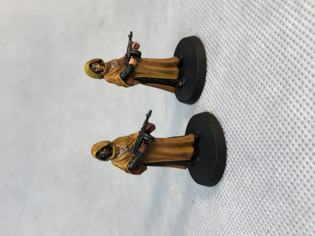 Hastur cultists were a good opportunity to practice yellow contrast paint and highlights.