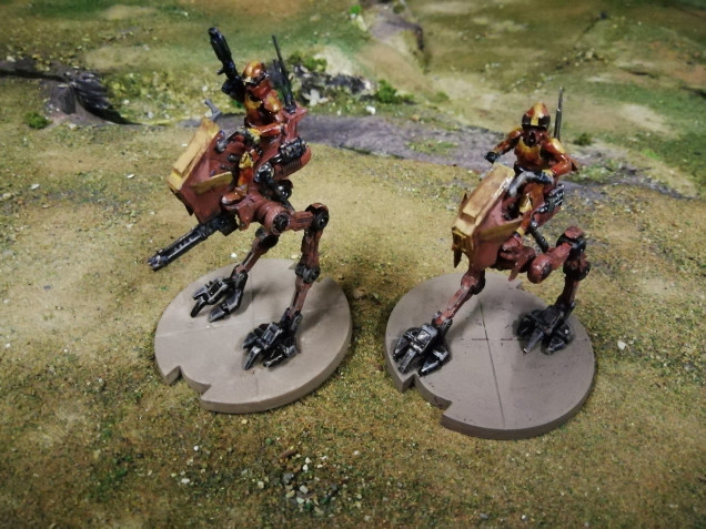 In the AT RT kit you get one walker and two pilots. I had three rebel walkers so donated one to the grand army of the Republic. I went for the variant colour scheme of the advance Recon Force. I imagine them scouting ahead of the main force.