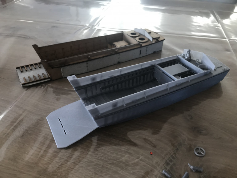 comparison with the Sarissa landing craft