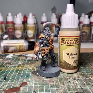 Arms literally EVERYWHERE!