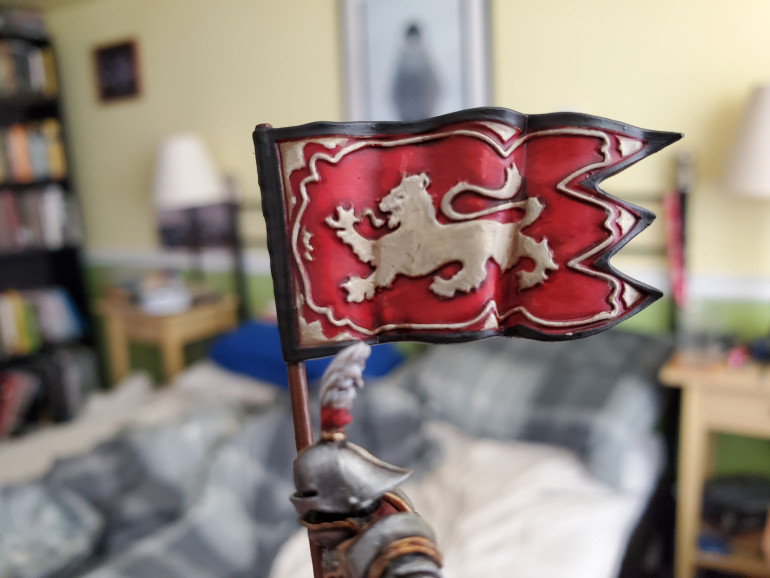 ...then apply some Screaming Skull along the upper folds again and some edged details. Thinned paints as with the reds.