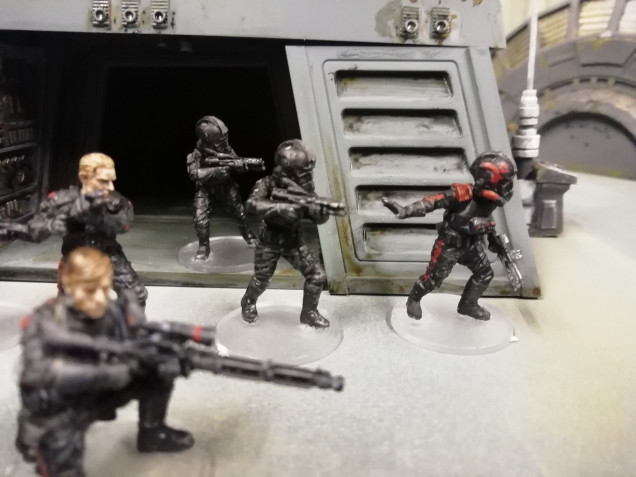 Imperial special forces deploy