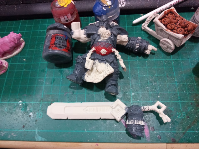 Ignore the Red I was testing something. The Armour will be made out of Stone and was base coated with Mechanicus Standard Grey