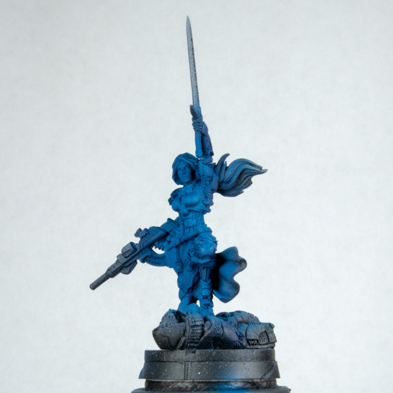 I then use what I call Pano Blue through the airbrush I changed to a 0.15mm needle. This is a mix of dark Prussian blue and blue green as far as I can remember. I made a bottle of it years ago. Believe it or not but I think it was the same mix I painted the other model with... This acts as the first highlight. But really this is the main colour. I focus on my 4 points but picking out area's of interest the light would hit.