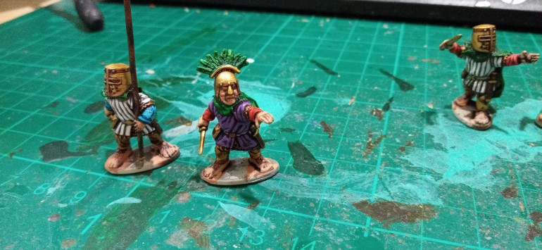 I went for a royal Purple for my General/Warlord/Prince/Leader. The Green is really the only colourful contrast I have but it worked well and fits the halflings