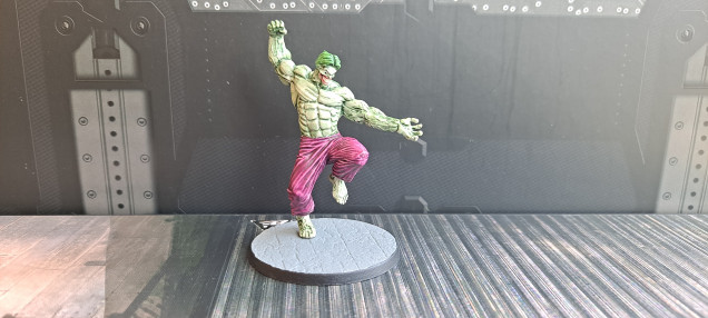 Hulk - no sorry it's Clayface pretending to be The Joker.  The skin was very simply a base of Wraithbone from the can and then a wash of AP Green Tone.