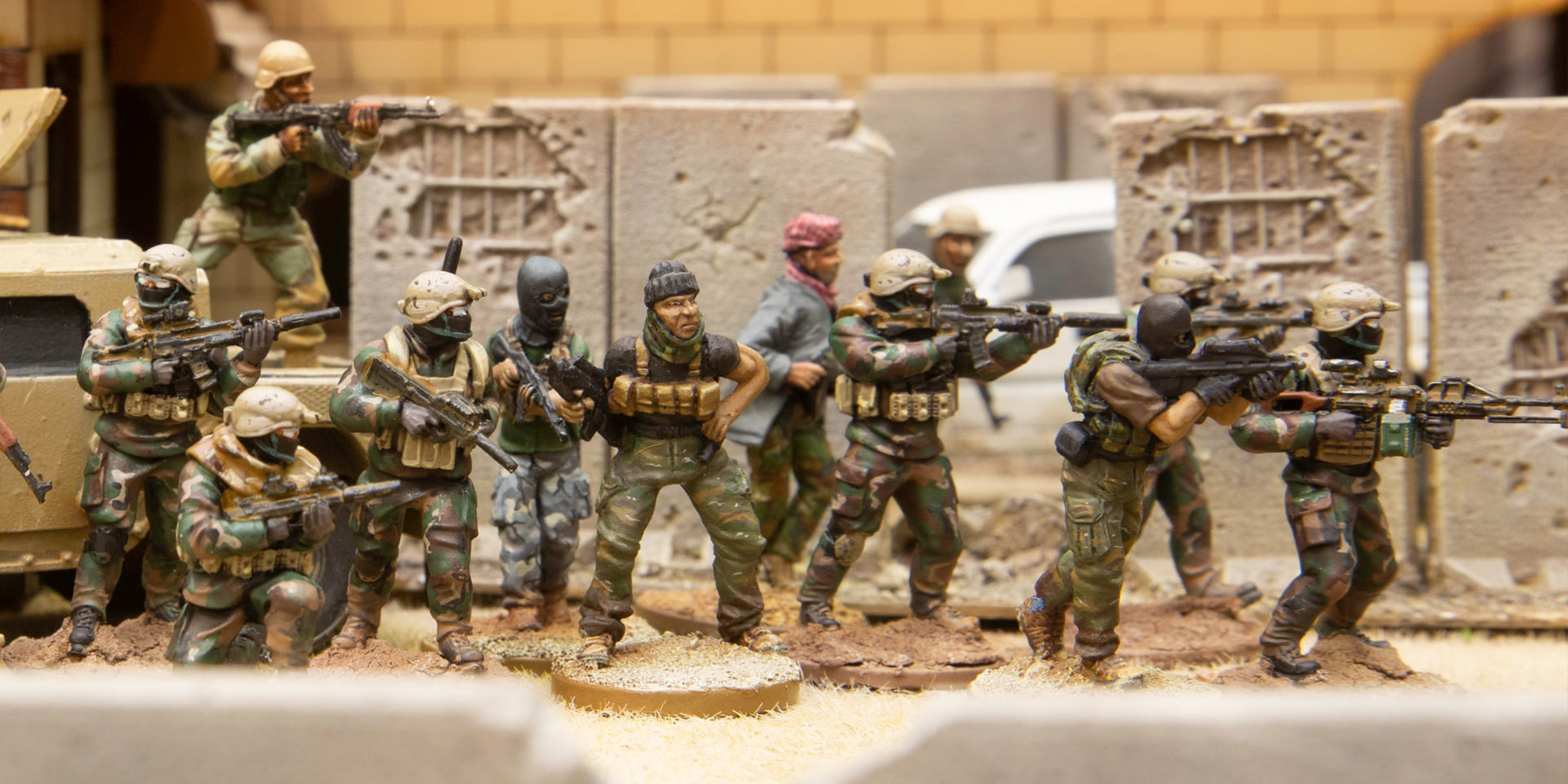 Insurgent PMC Squad Alt - Spectre Miniatures