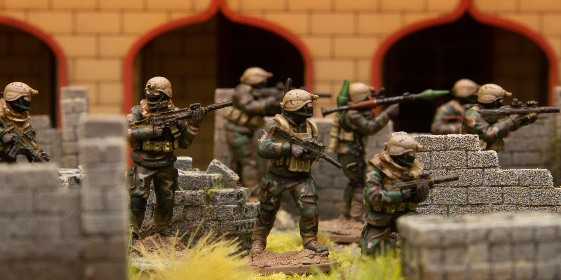 Insurgent PMC Squad - Spectre Miniatures