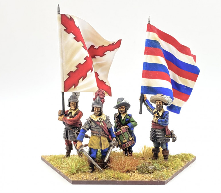 Here is another commend base for my ‘Foreign Infantry’.  These are from 1898 Miniatures’ Tercio range, except the drummer who is from Horcata Miniatures.  Flags are from Flags of War.