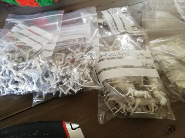 I picked up the tribal Martians army pack from Fighting 15s for Martian Empires. Big chunk of lead.