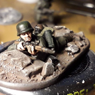 Kit bashed Weapons Teams for 100th Jager Division.