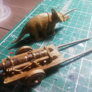 Hexasaur artillery