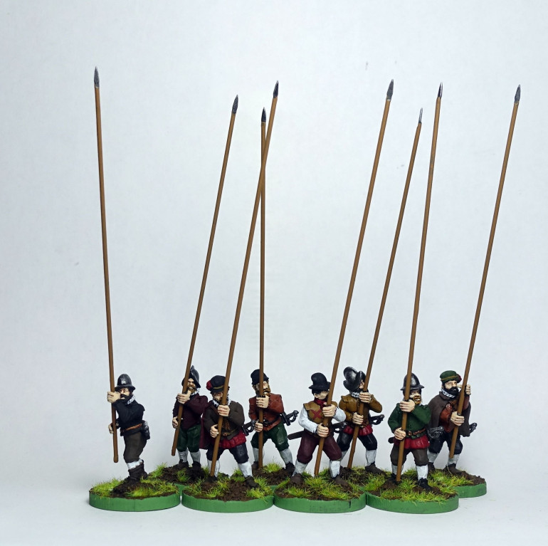 Spanish unarmoured pikemen