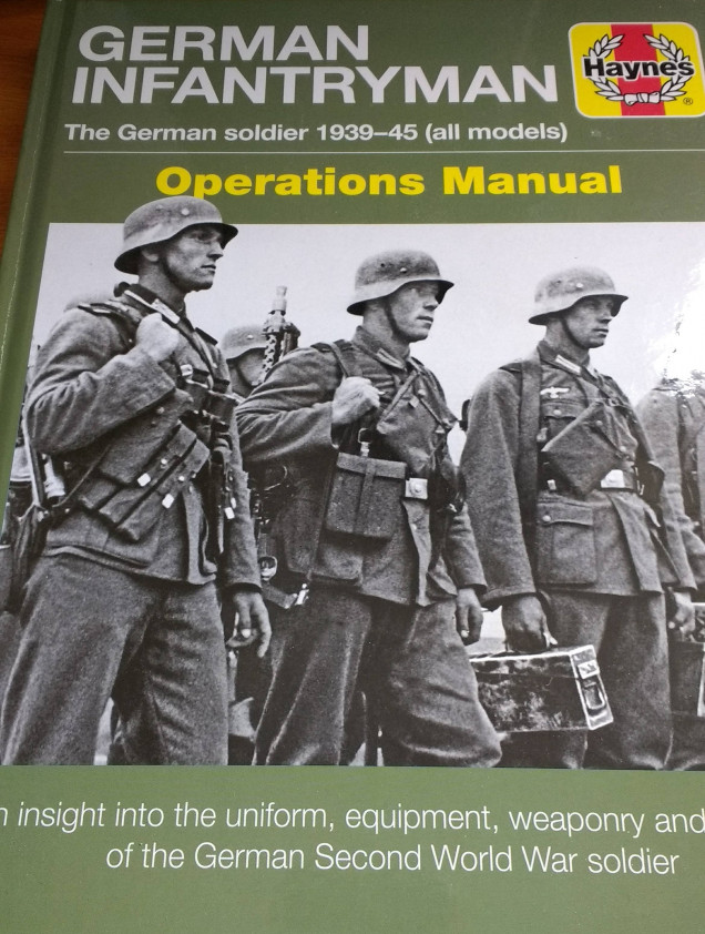 The trusty Haynes Manual includes colour photographs of equipment and uniforms, providing a helpful resource for painting.