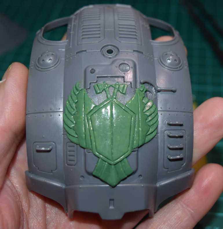 Adding the Household crest to the carapace armour...