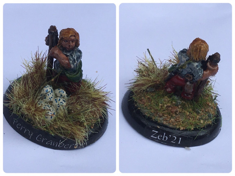 Perry Cranberry… I added a few green stuff dragon eggs for this little chap to find in the long grass. This is a Midlam Miniatures halfling… every D&D quest needs a halfling thief to spot those traps and stealthily grab the gold.