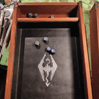 Skyrim themed dicetray/-box - FINISHED