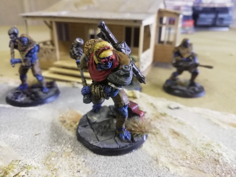 I'd like to do some scenery representing the Black Mountain radio station