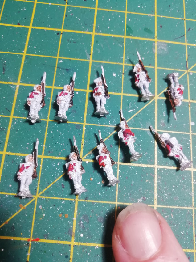 As I'm using 28mm for skirmish games now I'm looking to 10mm for larger games. Now I've got my 10mm Napoleonic project finished I can start to concentrate on this period more. Just starting my second redcoat unit