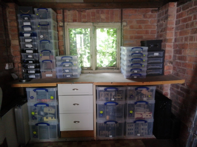 Had a bit if a tidy and pleased to find that most of my useful boxes fit under the garage work spot I need to examine all my boxes if little men when I get the chance to see if any need repairs after the move. The desk draws are handy for paints and materials for the moment