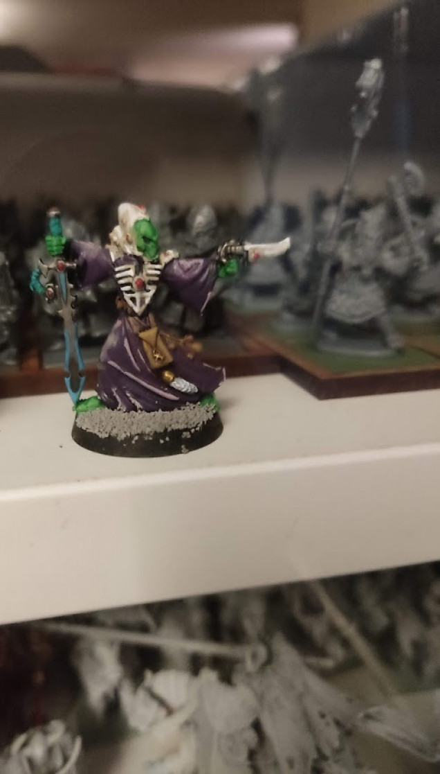 Eldar warlock from Games Workshop