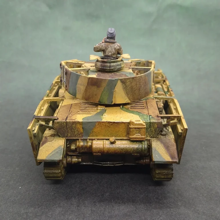 Panzer IV... Out the door