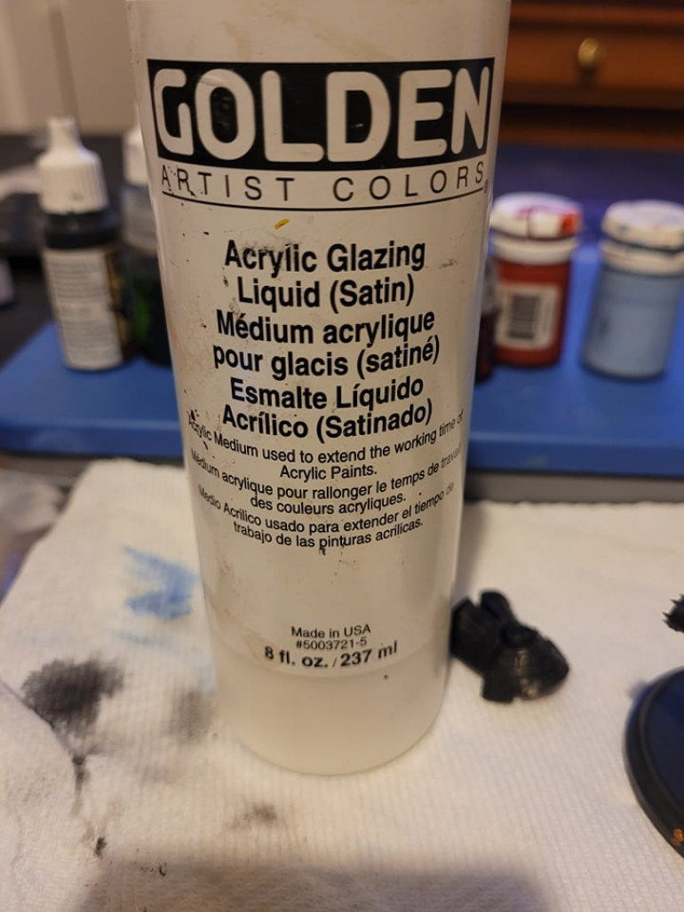 Acrylic Liquid to Dilute Paint Without Making It Runny